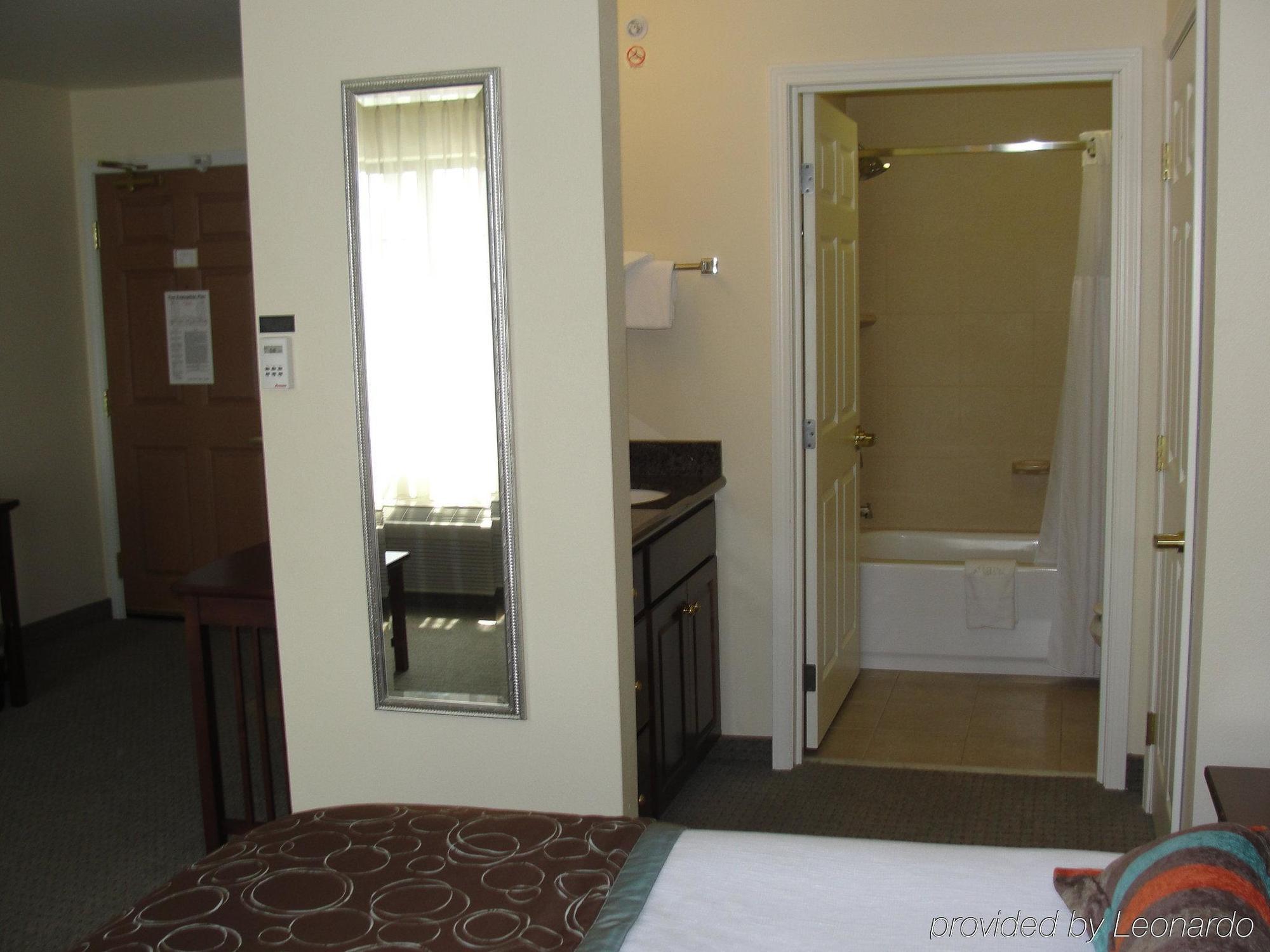 Staybridge Suites Lansing-Okemos By Ihg Exteriör bild