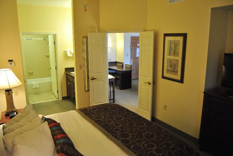 Staybridge Suites Lansing-Okemos By Ihg Exteriör bild