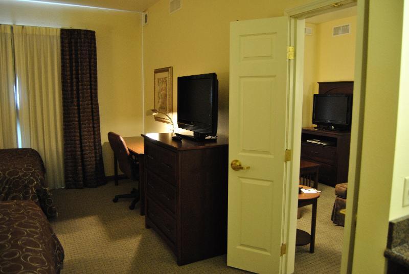 Staybridge Suites Lansing-Okemos, An Ihg Hotel Exteriör bild
